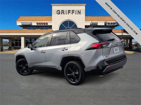 Used 2020 Toyota RAV4 XSE image 9