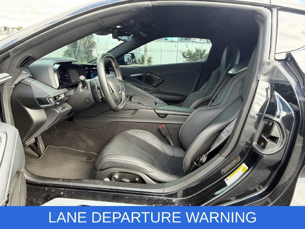 Used 2024 Chevrolet Corvette Stingray Preferred Cpe w/ Z51 Performance Package RWD image 9
