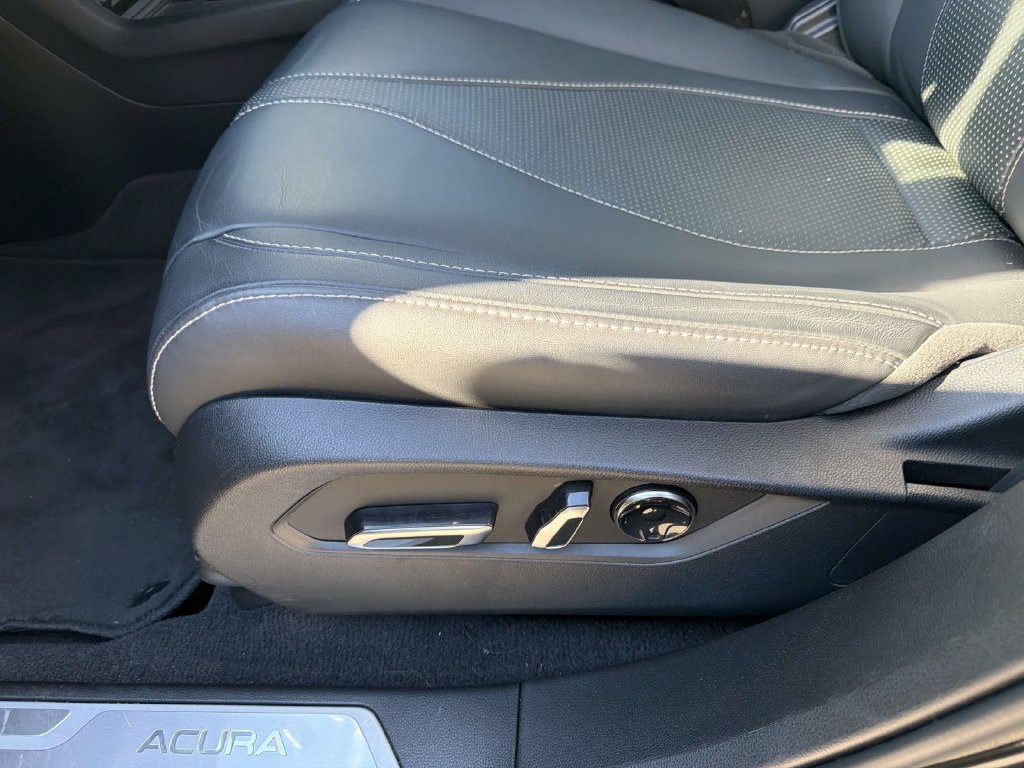 Used 2023 Acura RDX w/ Technology Package FWD image 29
