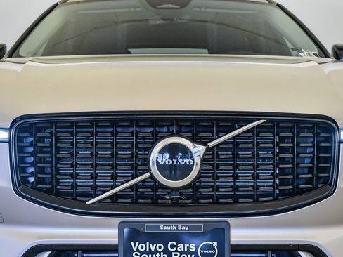 Certified 2025 Volvo XC60 T8 Core w/ Protection Package Premier image 8