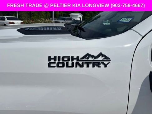 Used 2024 Chevrolet Silverado 2500 High Country w/ LPO, Dark Essentials Package AWD/4WD image 9