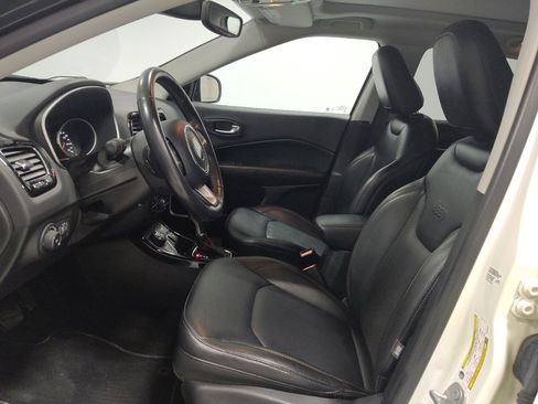 Used 2019 Jeep Compass Limited image 17