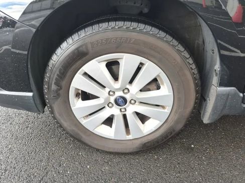 Used 2016 Subaru Outback 2.5i Premium AWD/4WD image 7