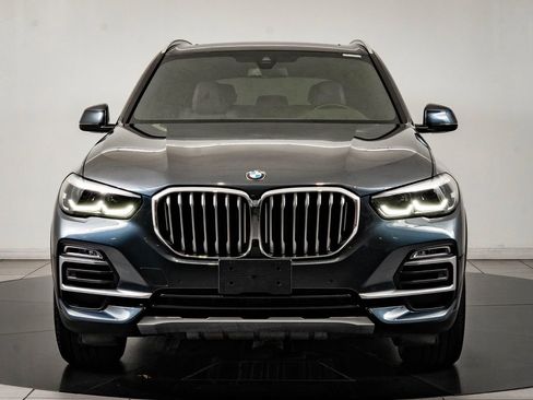 Used 2019 BMW X5 xDrive40i w/ Convenience Package AWD/4WD image 2