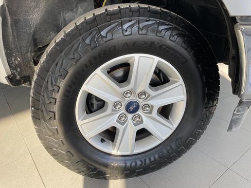 Used 2019 Ford F150 XLT w/ Max Trailer Tow Package image 10