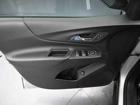 Used 2022 Chevrolet Equinox LT FWD image 27