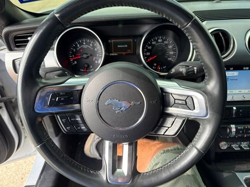 Used 2018 Ford Mustang GT w/ Equipment Group 301A RWD image 18