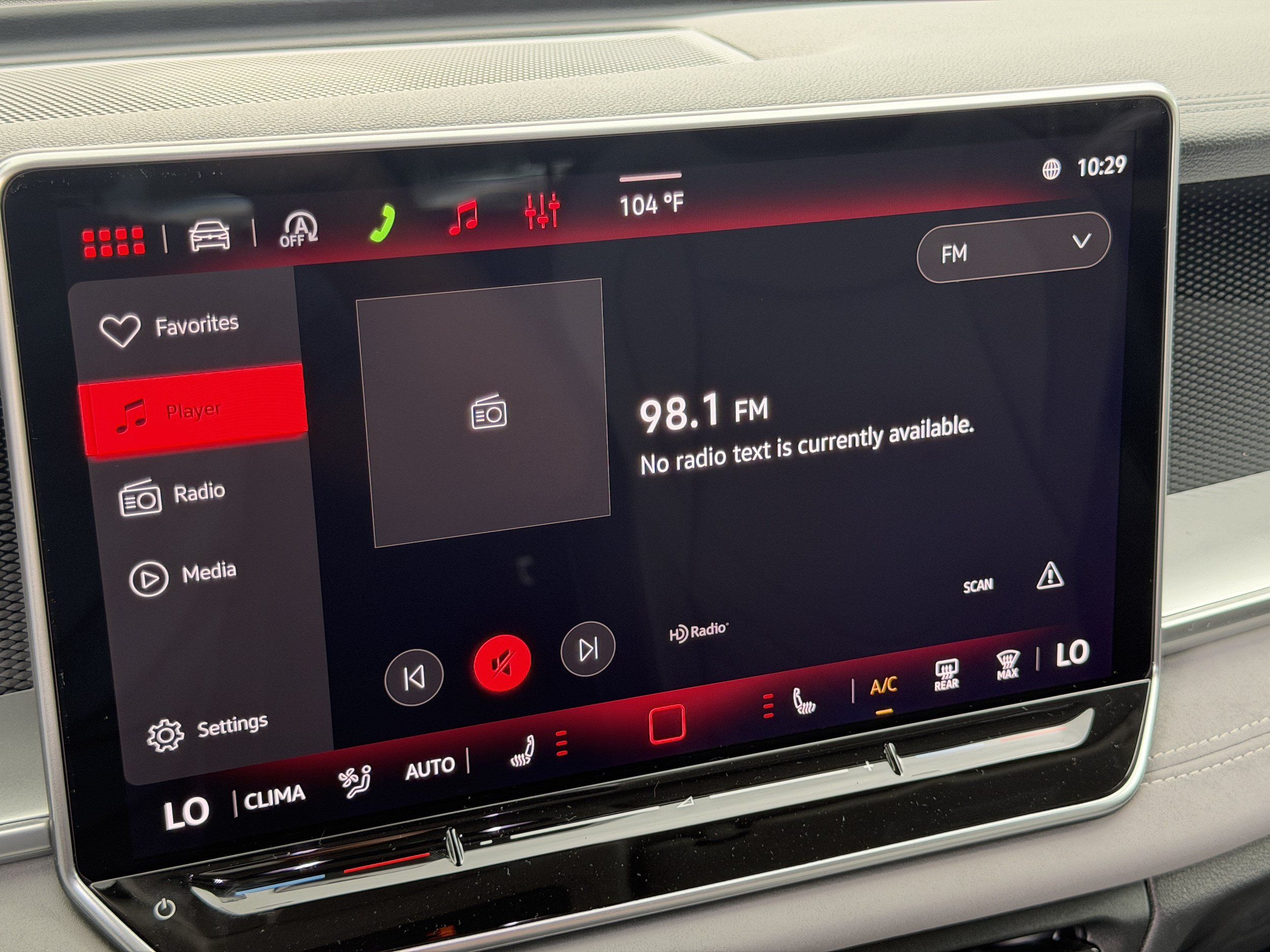 New 2026 Volkswagen Tiguan SE AWD/4WD image 24
