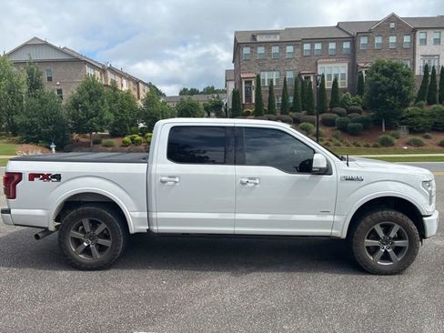 Used 2016 Ford F150 Lariat w/ Equipment Group 502A Luxury AWD/4WD image 6