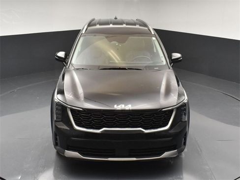 Certified 2025 Kia Sorento S image 43