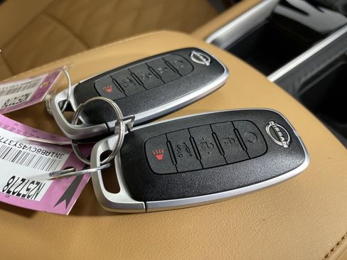 New 2025 Nissan Sentra SV w/ SV Premium Package image 42