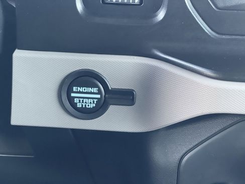 Used 2023 Ford Bronco Wildtrak image 23