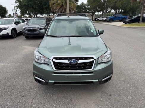 Used 2018 Subaru Forester 2.5i Premium w/ All-Weather Package AWD/4WD image 13