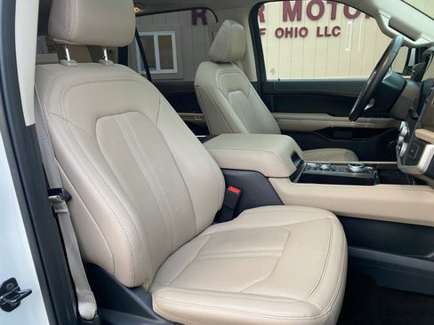 Used 2022 Ford Expedition Max Limited image 35