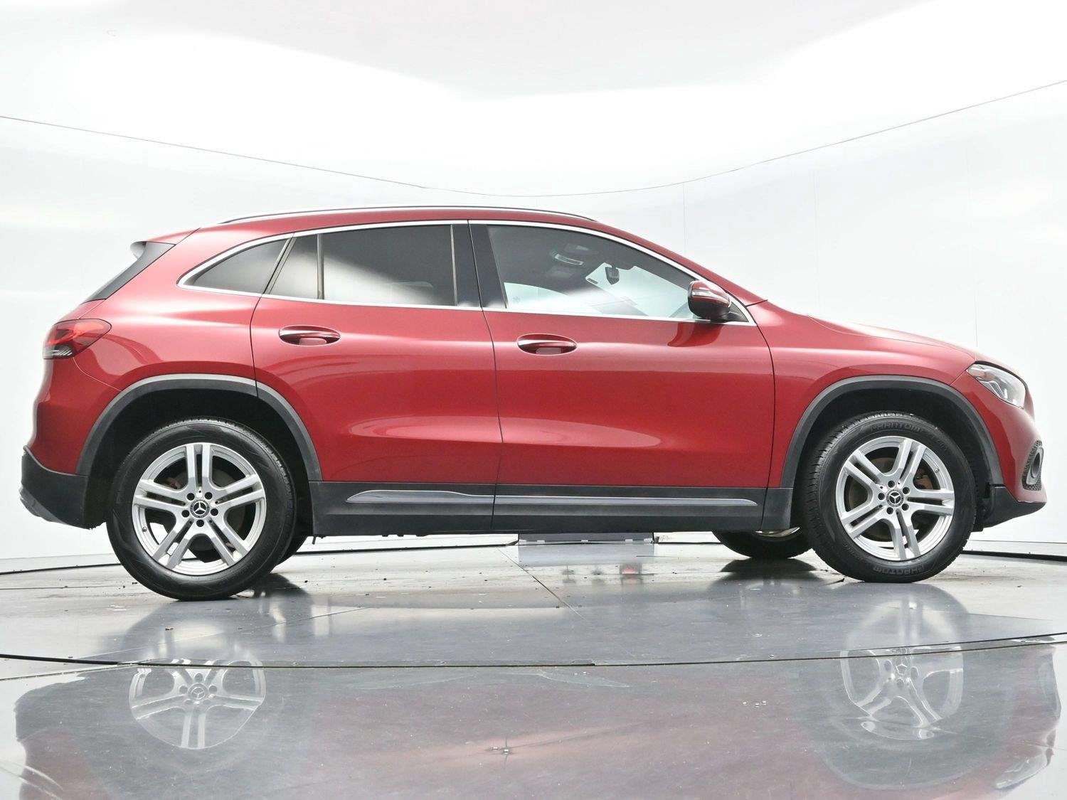 Used 2021 Mercedes-Benz GLA 250 w/ Premium Package image 51