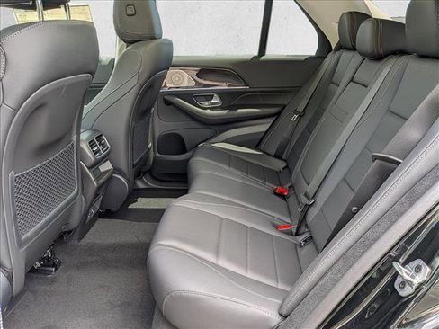 New 2026 Mercedes-Benz GLE 450 4MATIC image 19