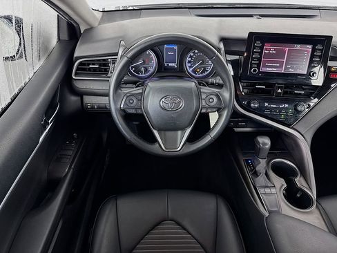 Used 2023 Toyota Camry SE image 22