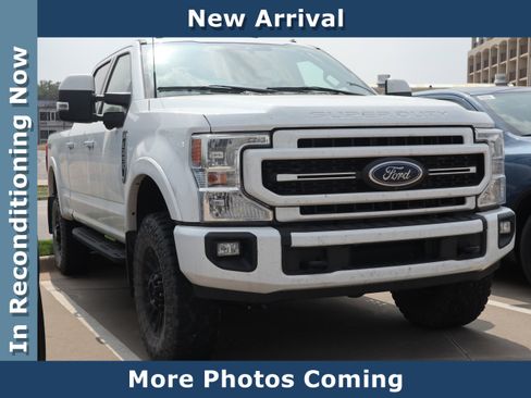 Used 2022 Ford F250 Lariat w/ Tremor Off-Road Package AWD/4WD image 1