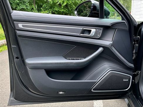 Certified 2023 Porsche Panamera 4 Platinum Edition AWD/4WD image 28