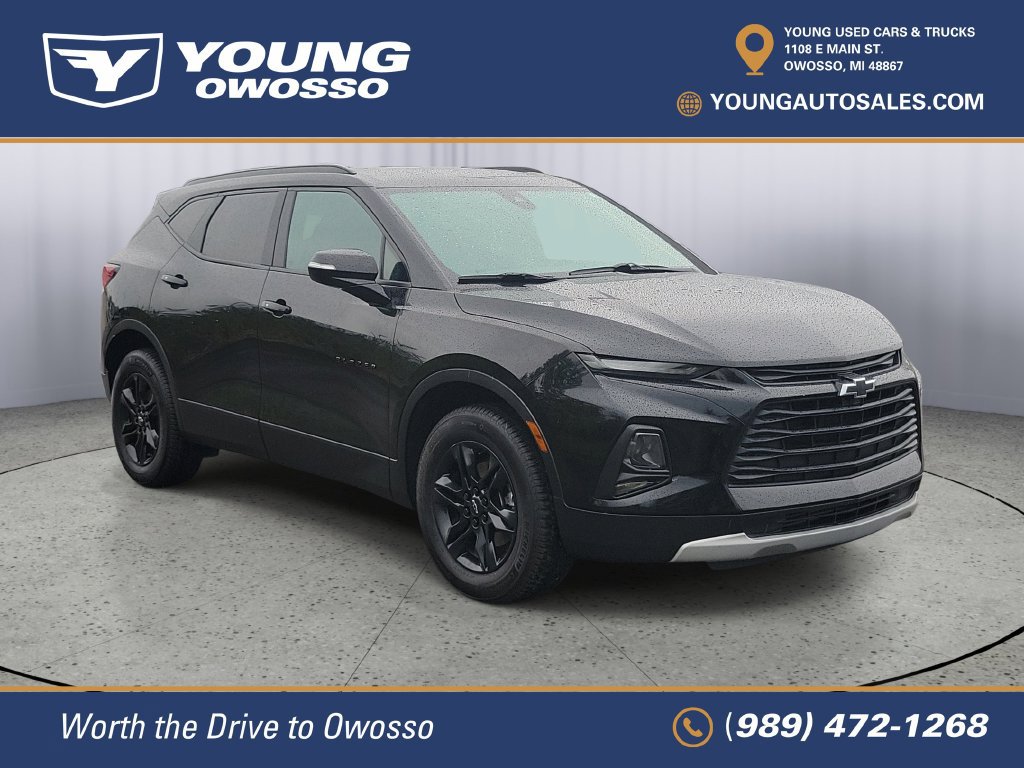 Used 2021 Chevrolet Blazer LT FWD image 2