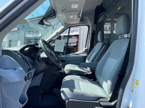 Used 2019 Ford Transit 250 148 Medium Roof w/ Interior Upgrade Package RWD image 10