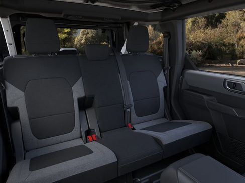 New 2025 Ford Bronco 4-Door image 11
