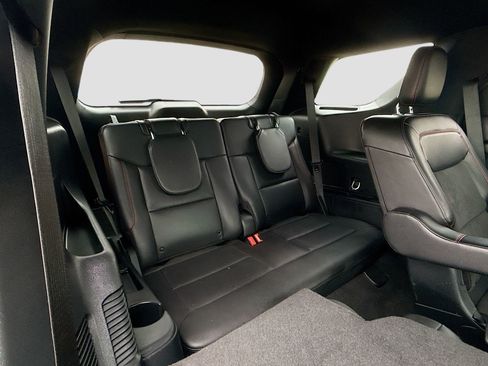 Used 2023 Ford Explorer ST-Line w/ Class IV Trailer Tow Package image 30