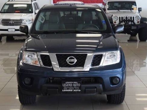 Used 2017 Nissan Frontier SV AWD/4WD image 5