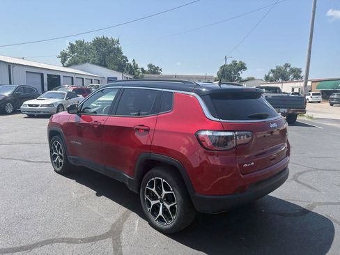 Used 2025 Jeep Compass Limited AWD/4WD image 6