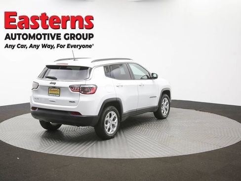 Used 2024 Jeep Compass Latitude AWD/4WD image 35
