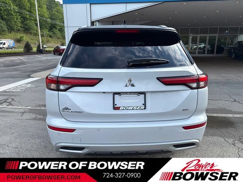 Used 2024 Mitsubishi Outlander SEL AWD/4WD image 4