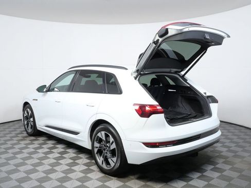 Certified 2023 Audi e-tron Premium w/ Convenience Plus Package image 28
