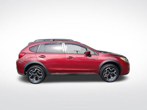 Used 2015 Subaru Crosstrek 2.0i Premium AWD/4WD image 9