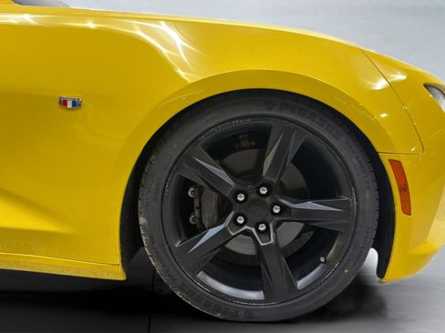 Used 2016 Chevrolet Camaro SS image 34