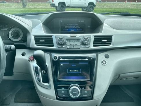 Used 2016 Honda Odyssey EX-L image 5