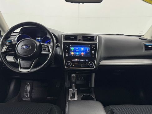 Used 2019 Subaru Outback 2.5i Premium AWD/4WD image 18