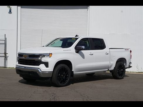 New 2026 Chevrolet Silverado 1500 LT w/ Leather Package AWD/4WD image 1