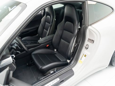 Certified 2019 Porsche 911 Carrera GTS image 5