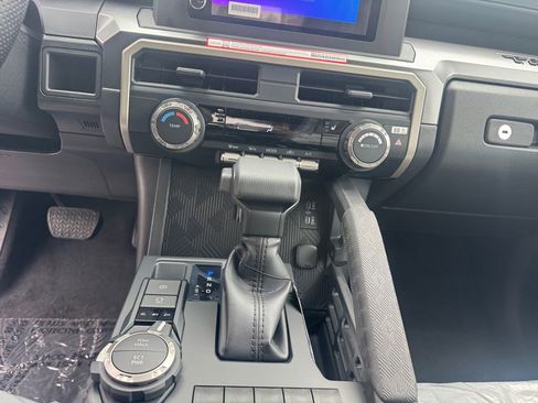 New 2026 Toyota Tacoma SR5 AWD/4WD image 11