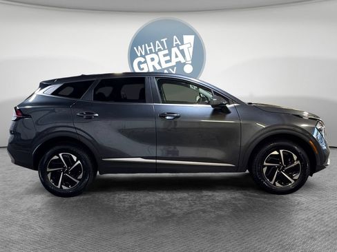 Certified 2023 Kia Sportage LX AWD/4WD image 2