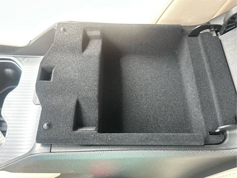 New 2025 Jeep Grand Cherokee Limited w/ Luxury Tech Group II image 46