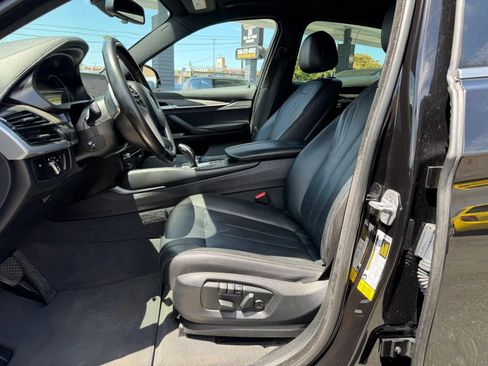 Used 2019 BMW X6 sDrive35i w/ Premium Package RWD image 26