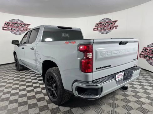 Used 2024 Chevrolet Silverado 1500 Custom w/ LPO, Dark Essentials Package image 5