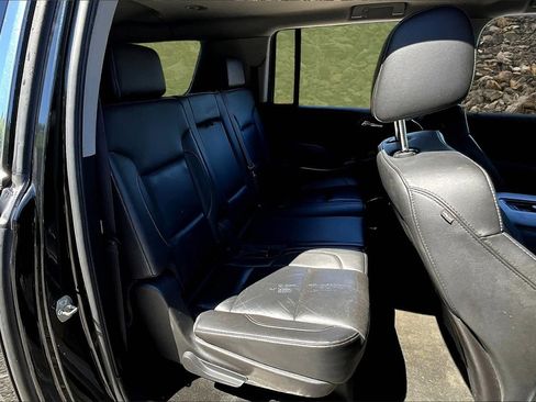Used 2016 GMC Yukon XL SLT image 26