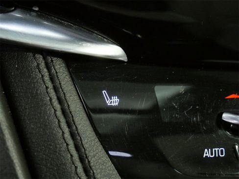 Used 2022 Cadillac XT6 Sport image 24