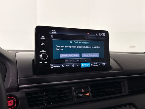 Certified 2025 Honda Pilot Touring image 21