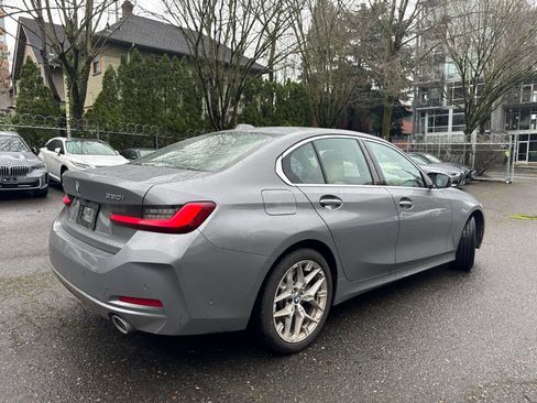 Used 2025 BMW 330i xDrive Sedan w/ M Sport Package image 2