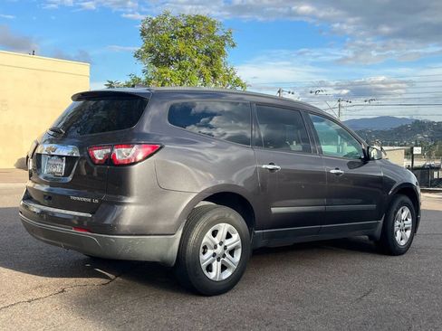 Used 2016 Chevrolet Traverse LS image 6