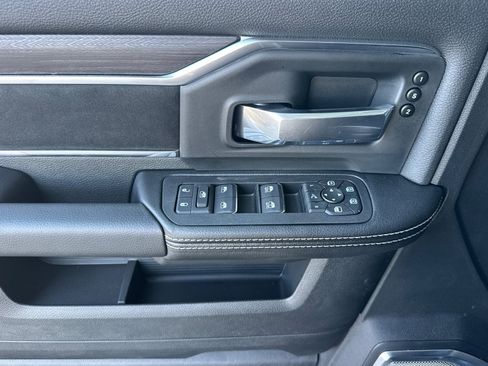 New 2026 RAM 3500 Laramie AWD/4WD image 10