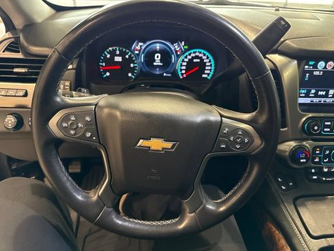 Used 2020 Chevrolet Tahoe Premier AWD/4WD image 34